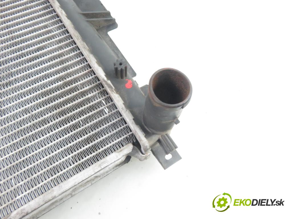 SAAB 900 II LIFTBACK 1995 136,00 2.0 -16 Turbo 185 - B204L 1985,00 chladič vody 64034A