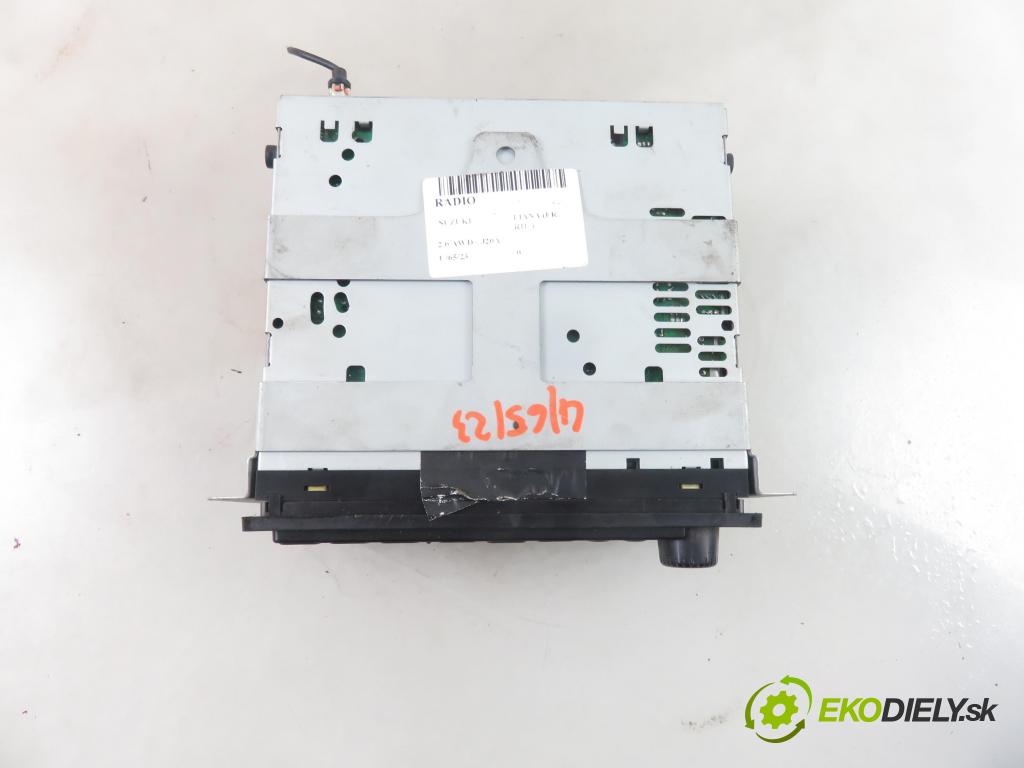 SUZUKI LIANA (ER, RH_) SEDAN 2002 108,00 2.0 - J20A 1995,00 RADIO CD