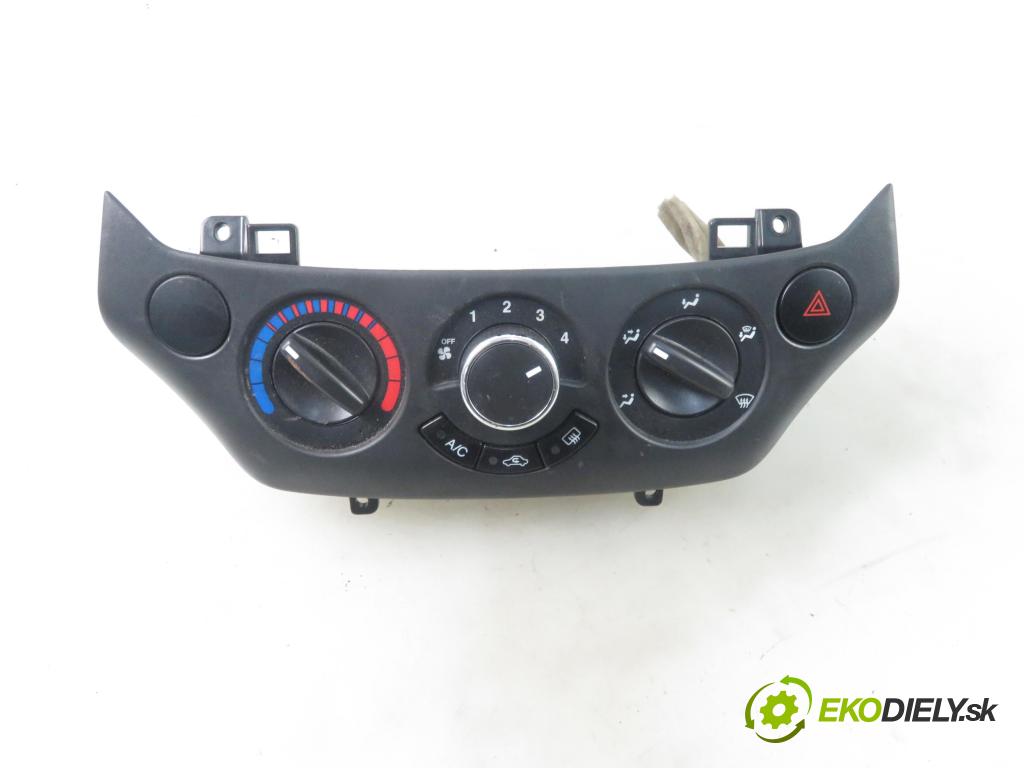 CHEVROLET AVEO / KALOS liftback (T250, T255) HB 2011 55,00 1.2 S-TEC II - B12D1 1206,00 Panel kúrenia KLIMATIZACE: