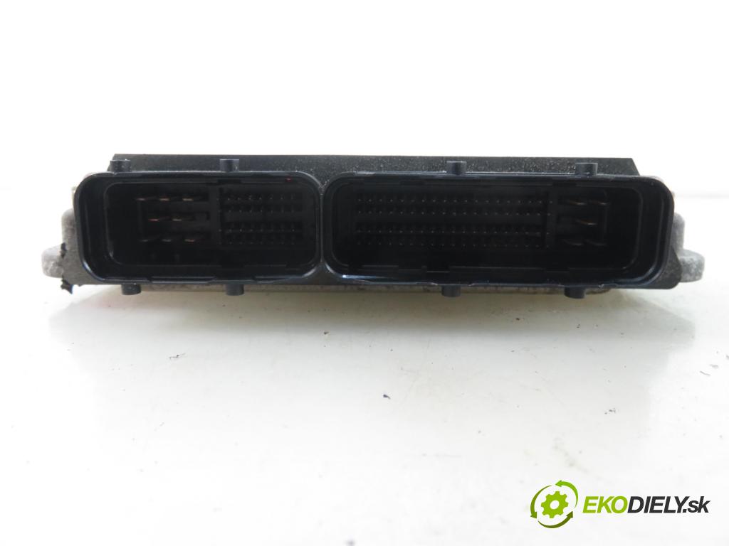 TOYOTA AURIS (_E15_) HB 2009 66,00 1.4 D-4D 90 - 1ND-TV 1364,00 Riadiaca jednotka Motor 8966102S80 ; 0281014846