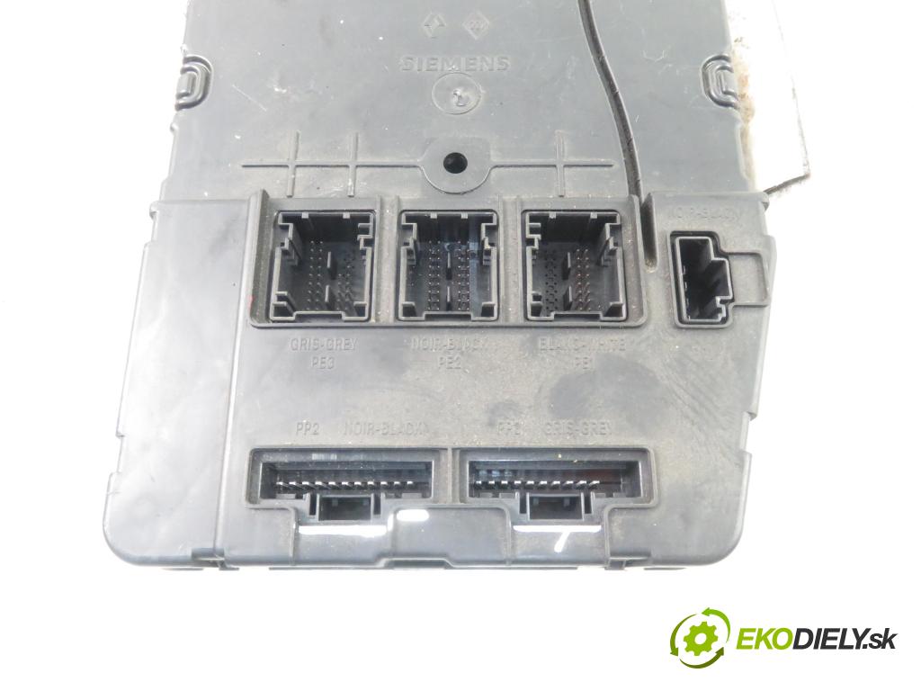 RENAULT MEGANE II (BM0/1_, CM0/1_) HB 2004 88,00 1.9 dCi 120 - F9Q 800 1870,00 MODUL BSI 8200309690 ; S118400220D