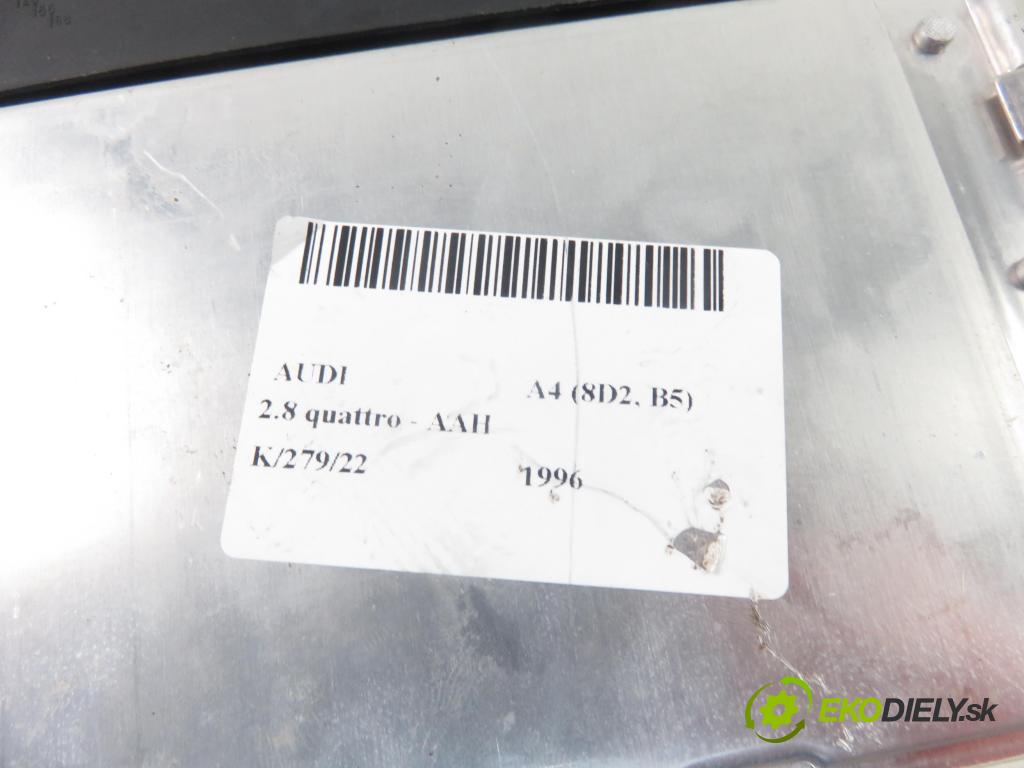 AUDI A4 (8D2, B5) SEDAN 1996 128,00 2.8 quattro - AAH 2771,00 Riadiaca jednotka prevodovky 0260002408 ; 8D0927156J