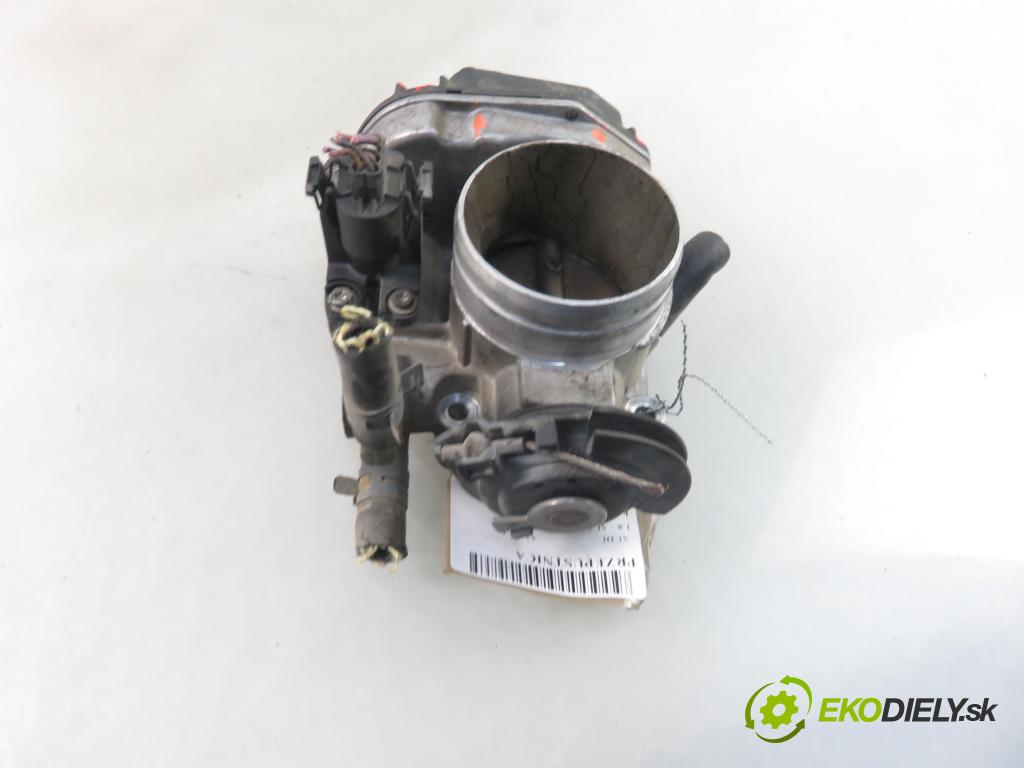 AUDI A3 (8L1) HB 1997 92,00 1.8 - AGN 1781,00 Škrtiaca klapka 06A133064J (Škrtiace klapky)