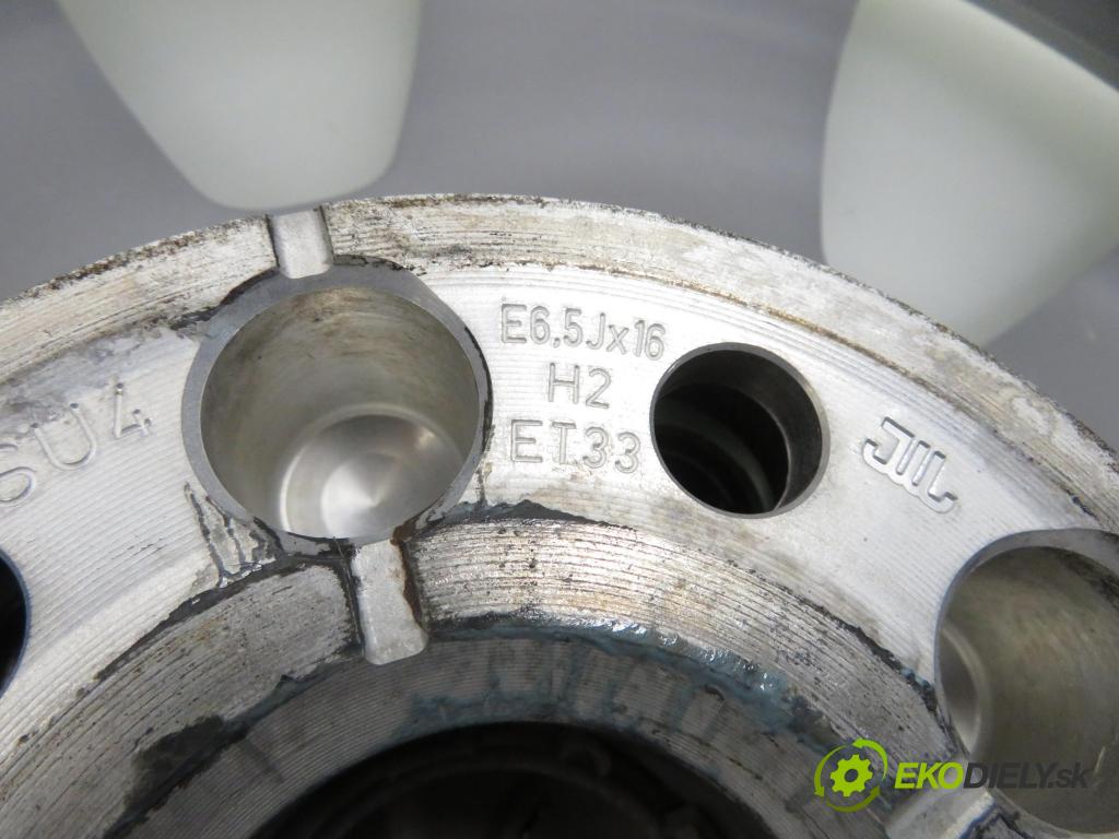 AUDI   0    disky / disk 8U0601025