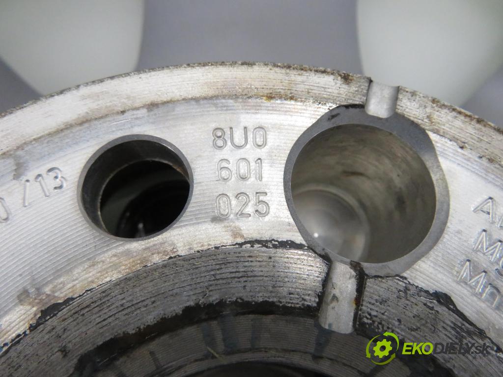 AUDI 0 disky / disk 8U0601025