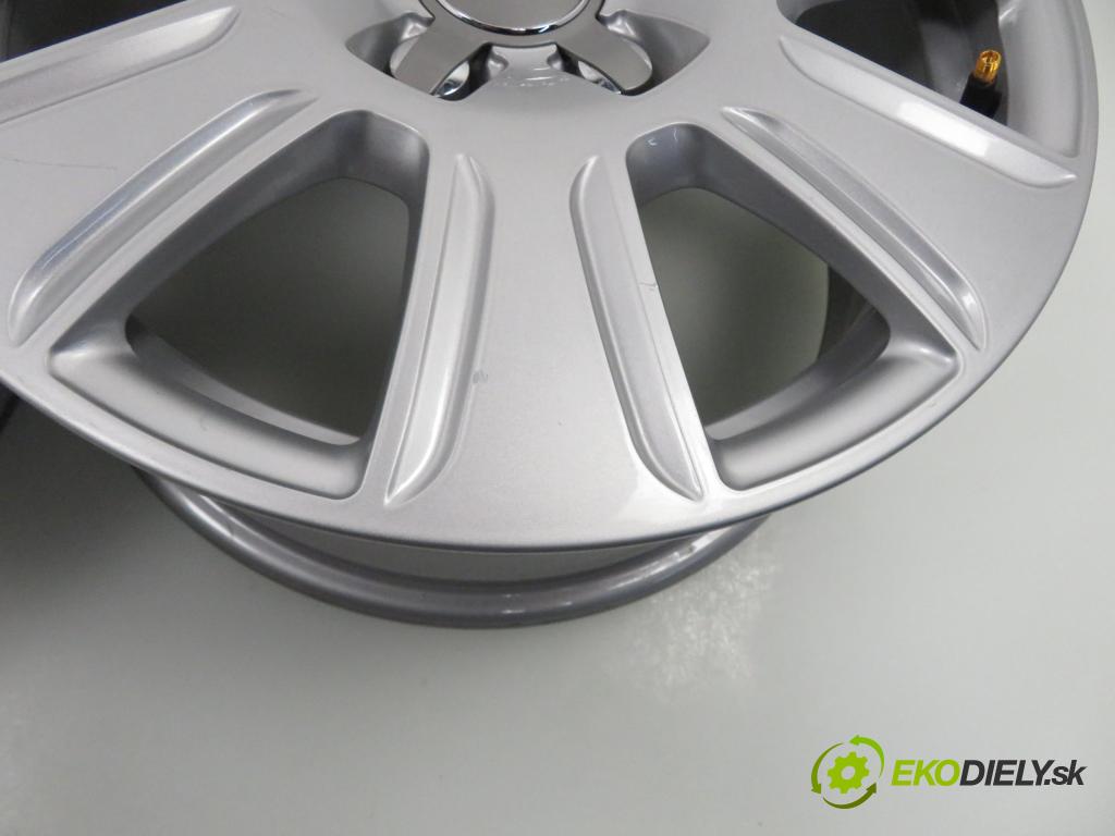 AUDI 0 disky / disk 8U0601025