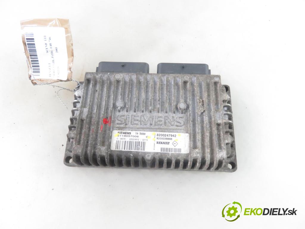 RENAULT SCENIC I (JA0/1_) MINIVAN 2003 102,00 2.0 16V 139 - F4R 746 1998,00 Riadiaca jednotka prevodovky 8200247942 ; 8200038888 ; S118057006C