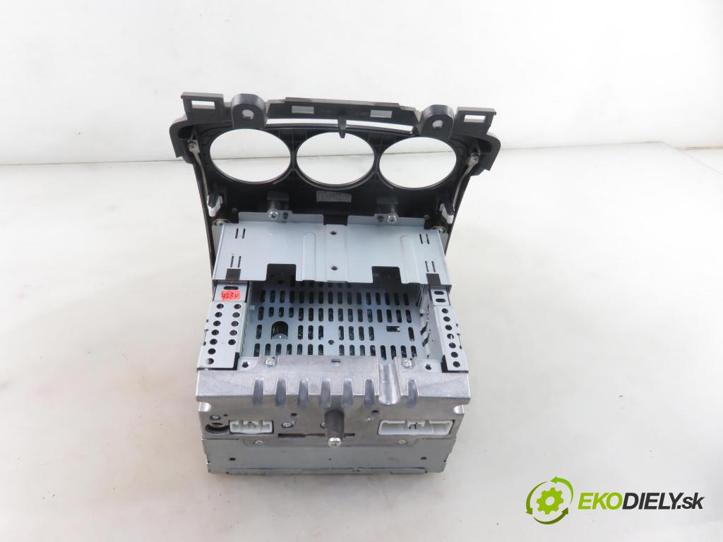 MAZDA 5 (CR19) MINIVAN 2008 107,00 2 - LFF7 1999,00 RADIO CD 14797325