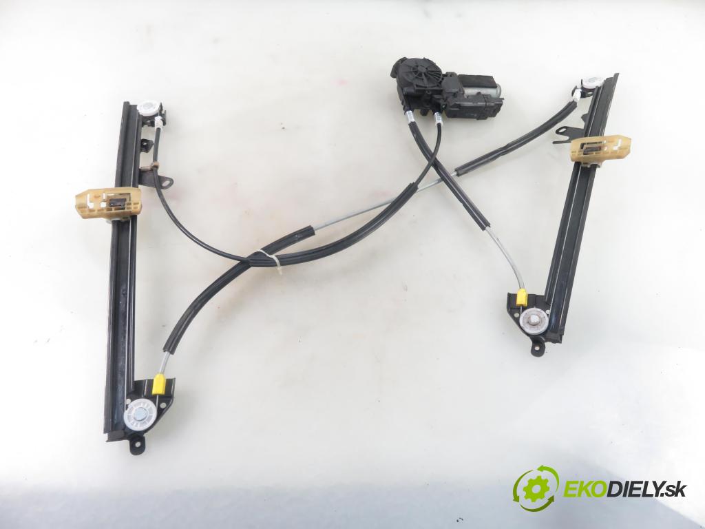 RENAULT MEGANE II (BM0/1_, CM0/1_) HB 2003 83,00 1.6 16V 113 - K4M 760 1598,00 Mechanizmus okien 3D 128000472 ; 400795C