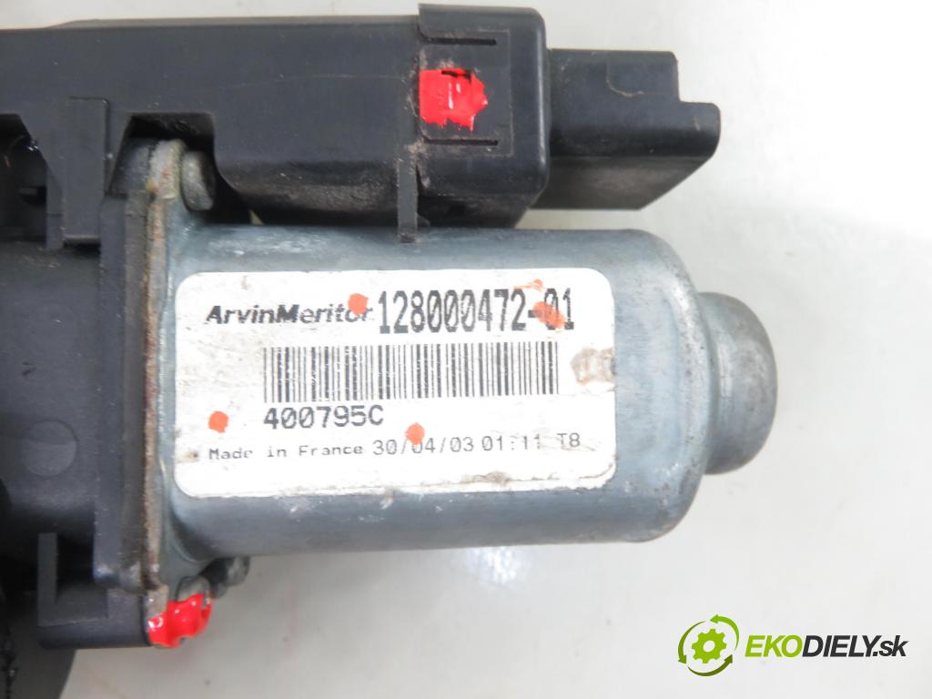 RENAULT MEGANE II (BM0/1_, CM0/1_) HB 2003 83,00 1.6 16V 113 - K4M 760 1598,00 Mechanizmus okien 3D 128000472 ; 400795C