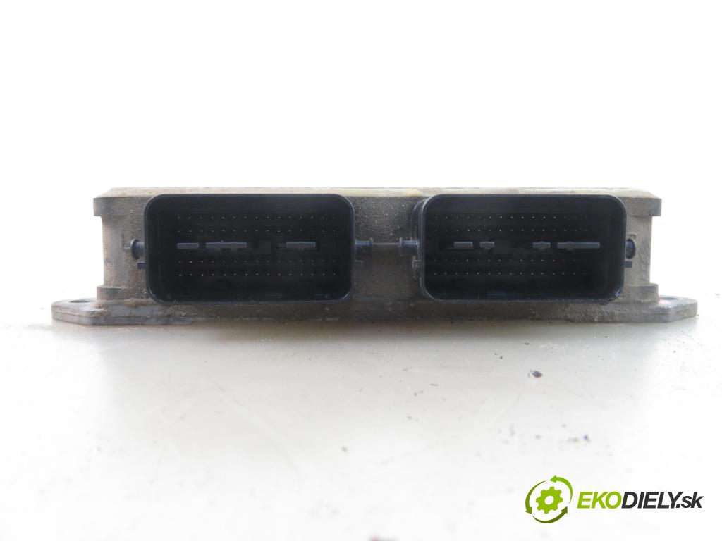 MAZDA 5 (CR19) MINIVAN 2006 85,00 1.8 1798,00 Riadiaca jednotka Motor L82318881B ; E6T53976H1