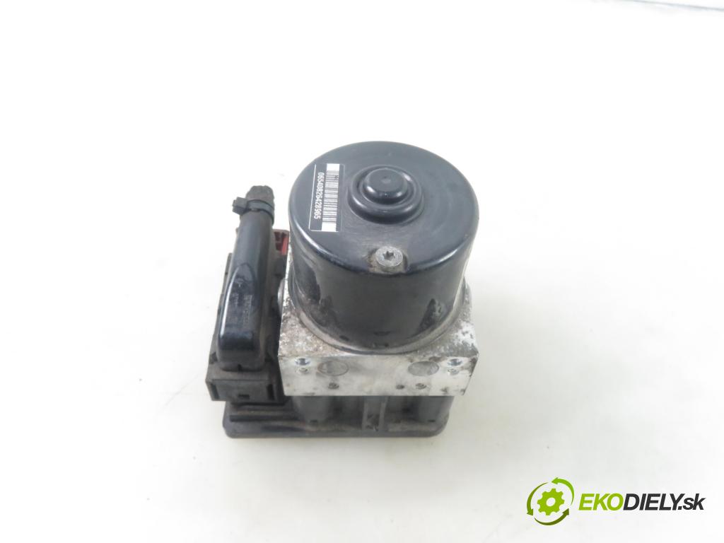 OPEL ZAFIRA B (A05) MINIVAN 2007 110,00 1.9 CDTI 150 - Z 19 DTH 1910,00 Pumpa ABS 10096005703 ; 13244860BJ (Pumpy ABS)