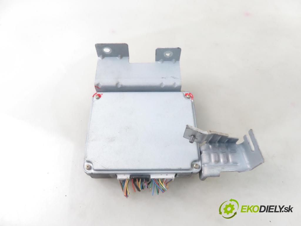 MAZDA DEMIO (DW) HB 2000 0,00 1.3 16V - B3 ME 1324,00 Riadiaca jednotka Motor 2797000991 ; B5E118881B