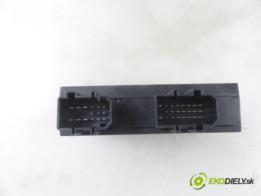 VW GOLF IV (1J1) HB 2000 81,00 1.9 TDI - AHF 1896,00 MODUL komfortu 1J0959799AH ; 5DK00795451
