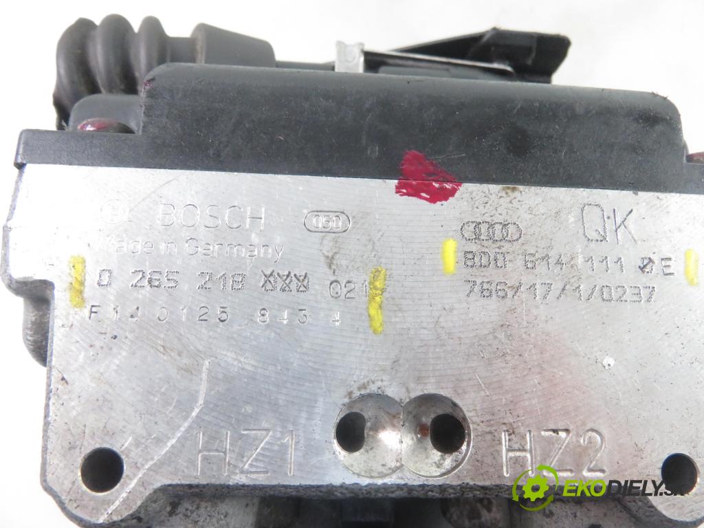 AUDI A4 (8D2, B5) SEDAN 1996 128,00 2.8 quattro - AAH 2771,00 Pumpa ABS 0265218021 ; 8D0614111E (Pumpy ABS)