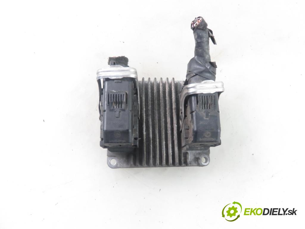 OPEL MERIVA A nadwozie wielkoprzestrzenne (MPV) (X03) HB 2004 74,00 1.6 16V - Z 16 XE 1598,00 Riadiaca jednotka Motor 12214830