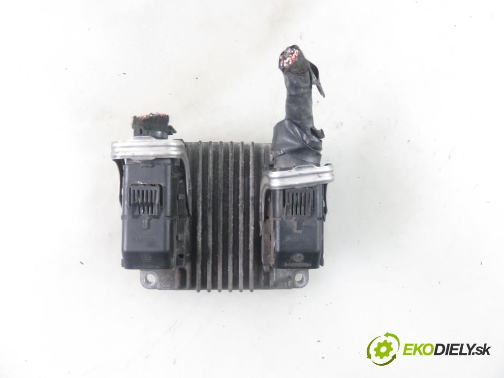 OPEL MERIVA A nadwozie wielkoprzestrzenne (MPV) (X03) HB 2004 74,00 1.6 16V - Z 16 XE 1598,00 Riadiaca jednotka Motor 12214830