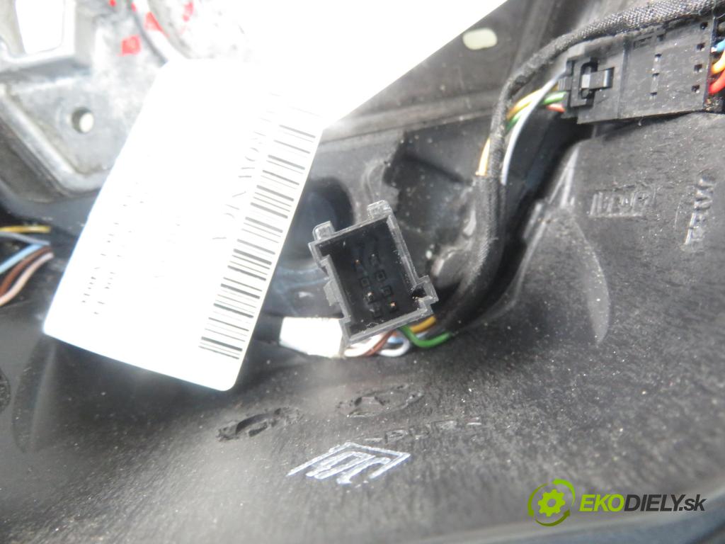 IVECO DAILY VI Furgon FURGON 2020 100,00 3.0 NaturalPower 136 - F1CFA401C 2998,00 Volant 34289403C ; 5802303939 (Volanty)