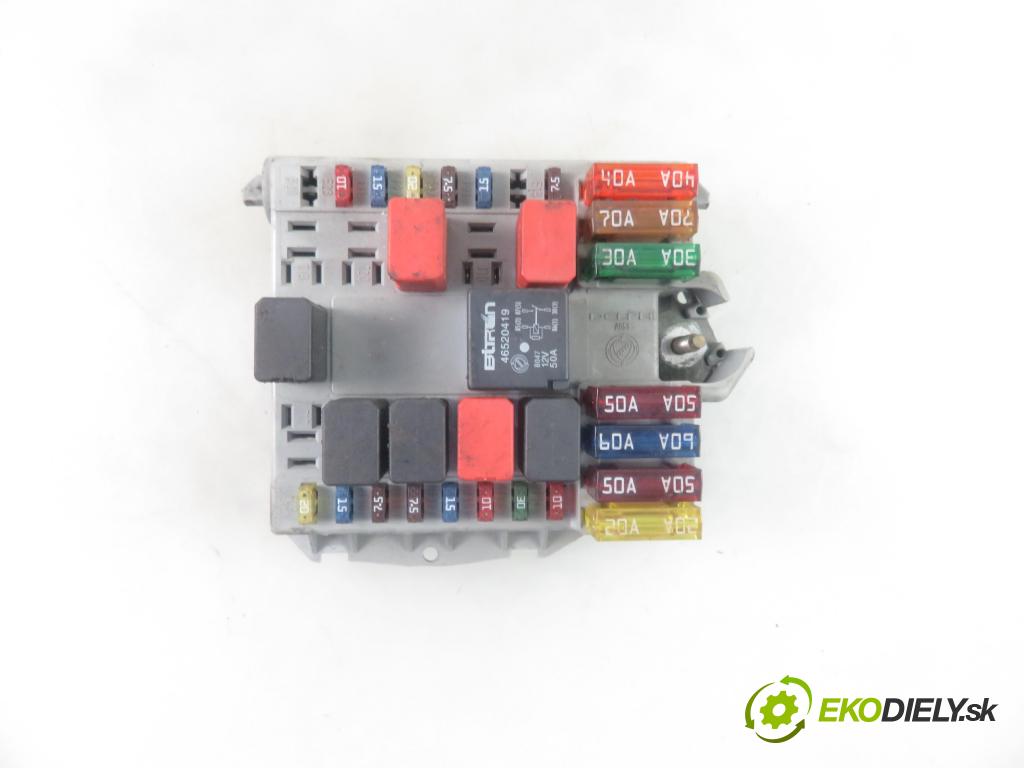 FIAT PUNTO (188_) HB 2001 44,00 1.2 60 - 188 A4.000 1242,00 MODUL BSI 46760255