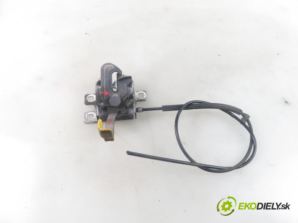 IVECO DAILY VI Furgon FURGON 2020 100,00 3.0 NaturalPower 136 - F1CFA401C 2998,00 zámok kapoty