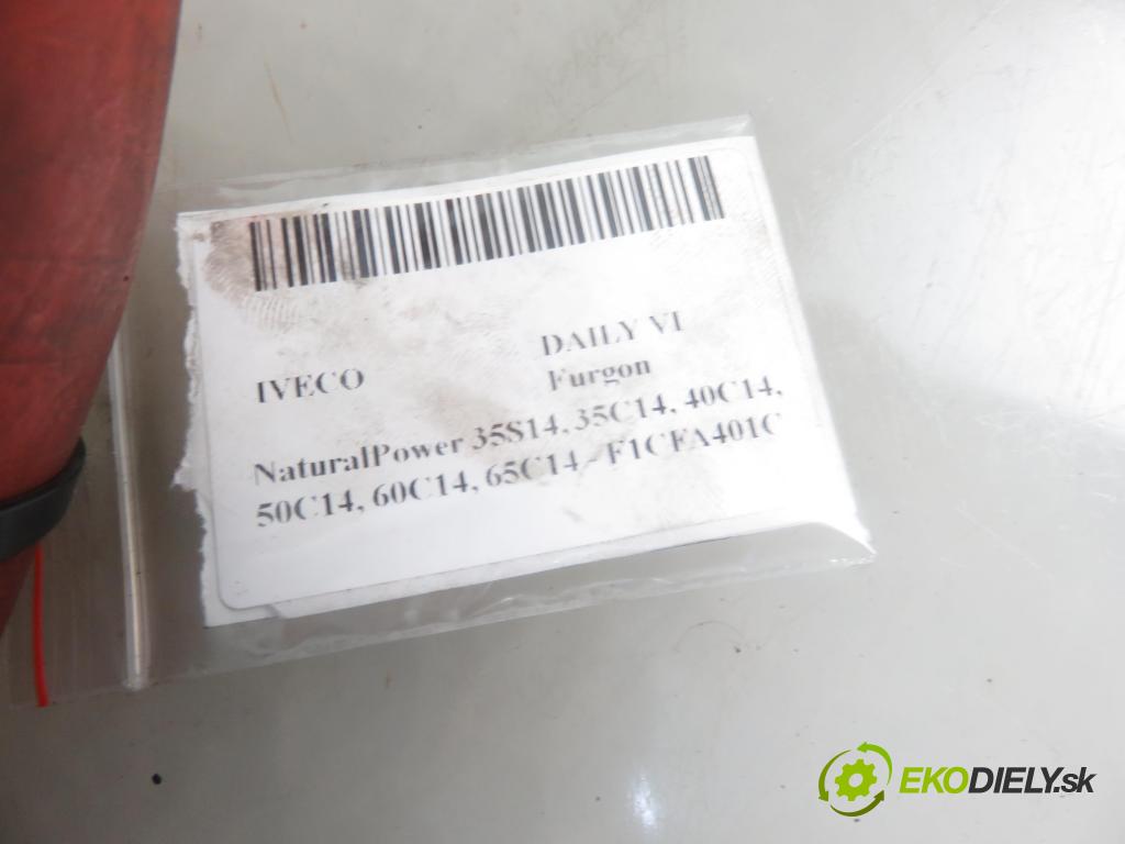 IVECO DAILY VI Furgon FURGON 2020 100,00 3.0 NaturalPower 136 - F1CFA401C 2998,00 Rúra intercoolera turba 5801414274