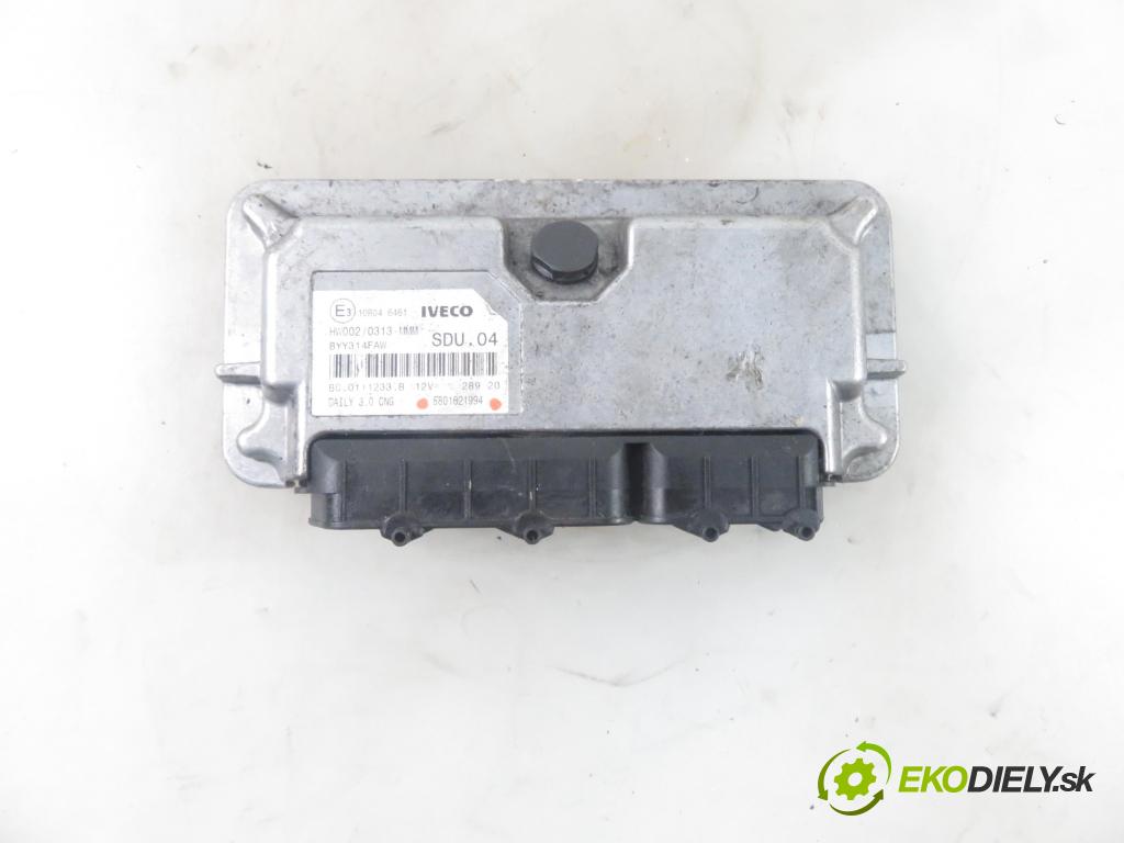 IVECO DAILY VI Furgon FURGON 2020 100,00 3.0 NaturalPower 136 - F1CFA401C 2998,00 Riadiaca jednotka Motor 5801621994