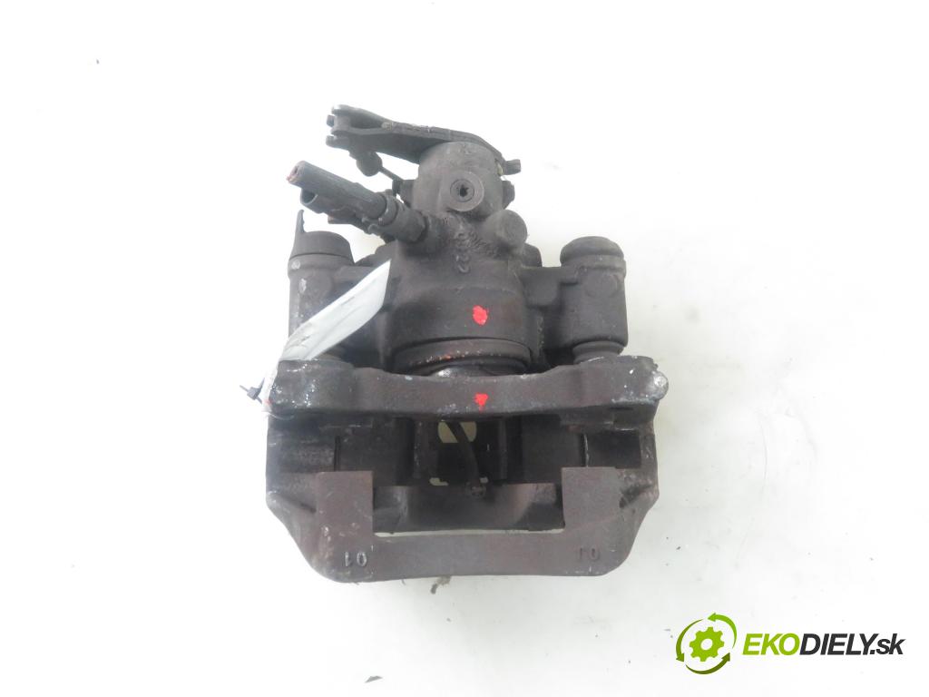IVECO DAILY VI Furgon FURGON 2020 100,00 3.0 NaturalPower 136 - F1CFA401C 2998,00 Brzdič strmeň LT