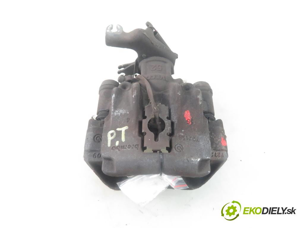IVECO DAILY VI Furgon FURGON 2020 100,00 3.0 NaturalPower 136 - F1CFA401C 2998,00 Brzdič strmeň pravé zadné 