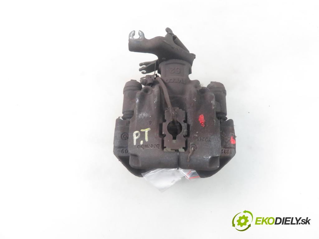 IVECO DAILY VI Furgon FURGON 2020 100,00 3.0 NaturalPower 136 - F1CFA401C 2998,00 Brzdič strmeň pravé zadné