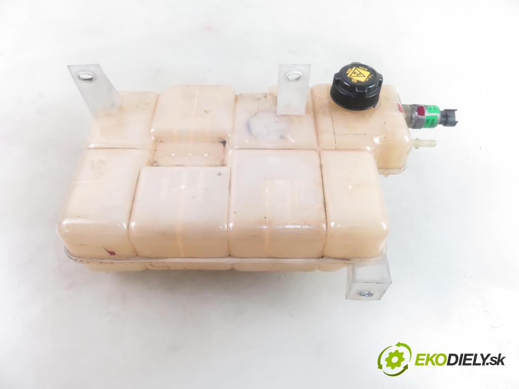 IVECO DAILY VI Furgon FURGON 2020 100,00 3.0 NaturalPower 136 - F1CFA401C 2998,00 Nádržka KOMPENZAČNÉ: 5801255878