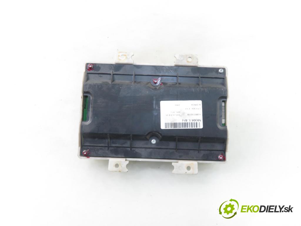 CHRYSLER VOYAGER IV (RG, RS) MINIVAN 2004 105,00 2.5 CRD 143 - ENJ 2499,00 MODUL komfortu P05082503AD