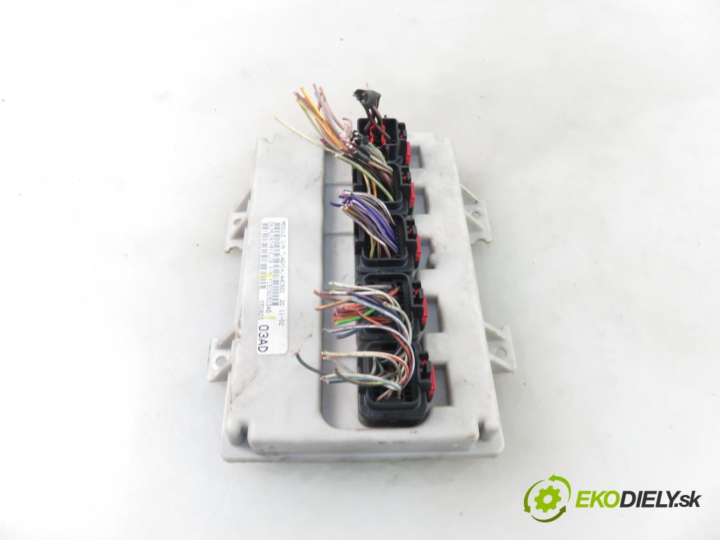 CHRYSLER VOYAGER IV (RG, RS) MINIVAN 2004 105,00 2.5 CRD 143 - ENJ 2499,00 MODUL komfortu P05082503AD