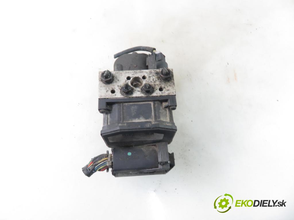 TOYOTA AVENSIS Kombi (_T25_) KOMBI 2003 85,00 2.0 D-4D 116 - 1CD-FTV 1995,00 Pumpa ABS 0265950101 ; 8954105070 (Pumpy ABS)