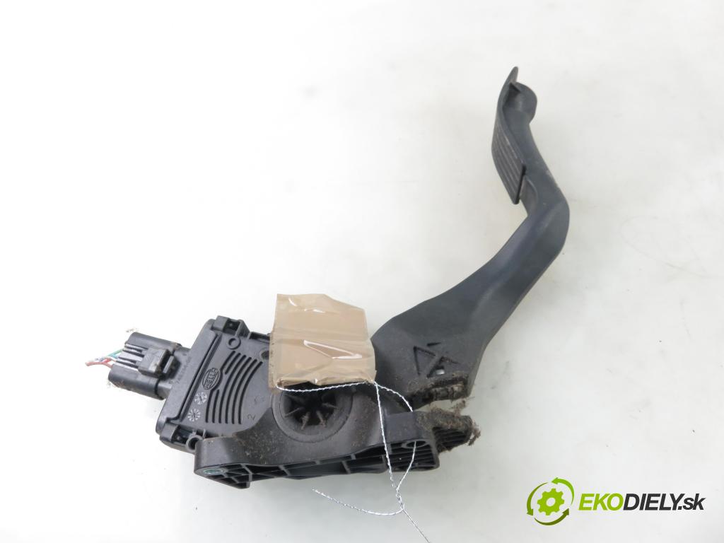 PEUGEOT 308 (4A_, 4C_) HB 2007 80,00 1.6 HDi - 9HZ (DV6TED4) 1560,00 Potenciometer plynu 9681530380 ; 6PV009083 (Pedále)