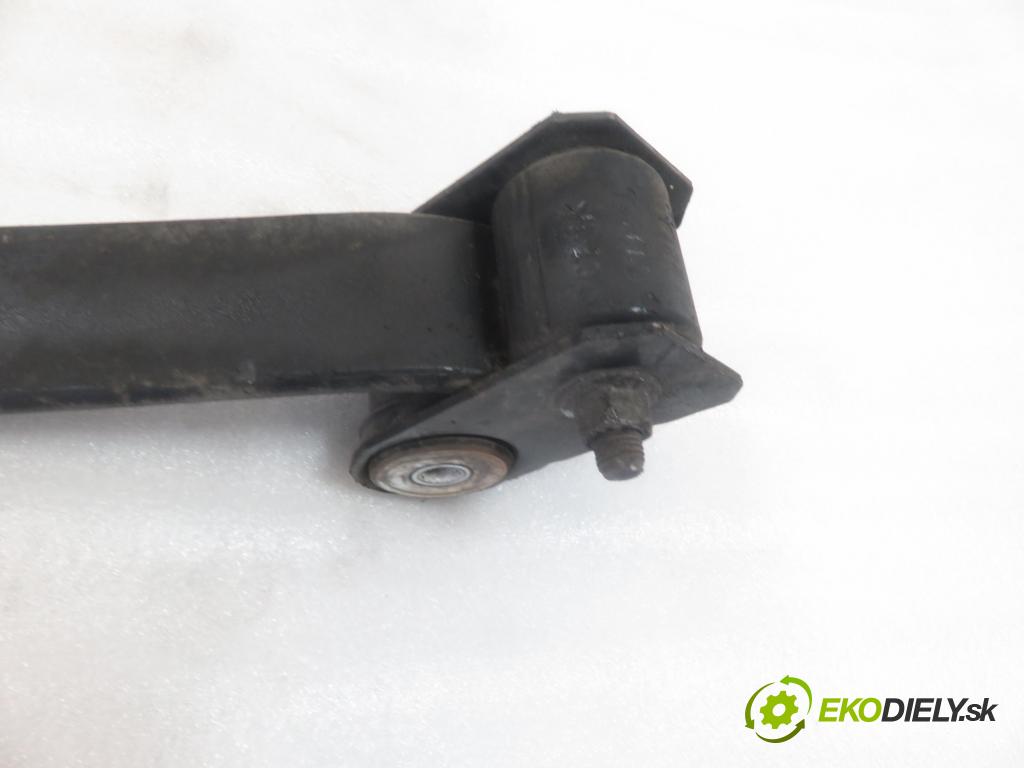 IVECO DAILY VI Furgon FURGON 2020 100,00 3.0 NaturalPower 136 - F1CFA401C 2998,00 Listové pero zadné
