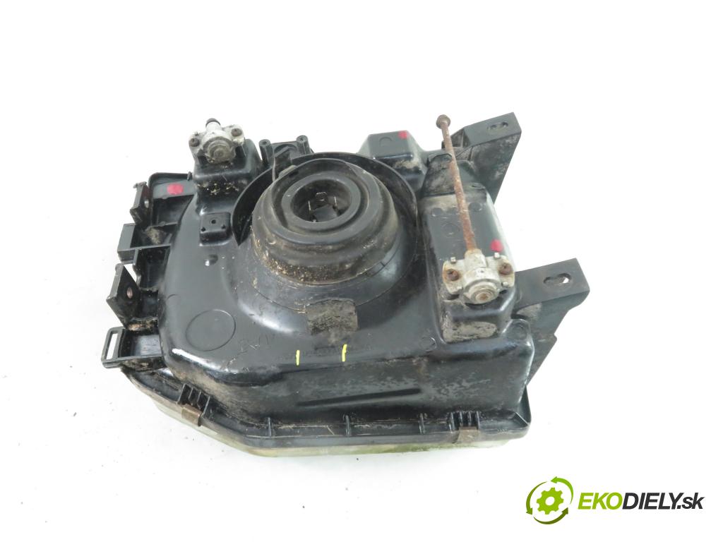 MITSUBISHI PAJERO II (V3_W, V2_W, V4_W) TERENOWY 1995 73,00 2.5 TD 99 - 4D56 TD 2477,00 Svetlo LP 11037746