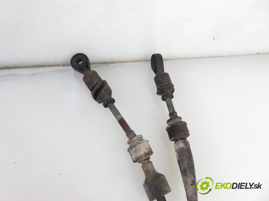 TOYOTA AVENSIS Kombi (_T25_) KOMBI 2003 85,00 2.0 D-4D 116 - 1CD-FTV 1995,00 ZVEDÁK: