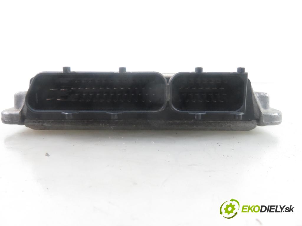 VW GOLF IV (1J1) HB 1998 66,00 1.9 TDI 90 - ALH 1896,00 Riadiaca jednotka Motor 038906018AN ; 0281001733