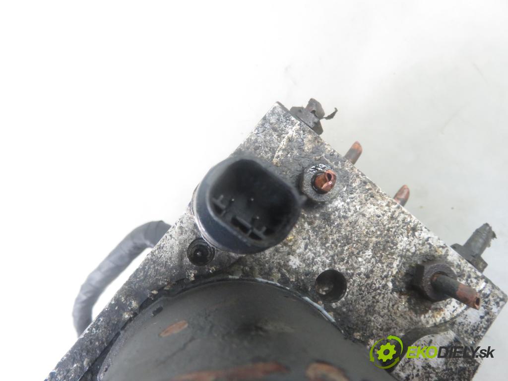 MERCEDES-BENZ VITO / MIXTO Skrzynia (W639) FURGON 2005 80,00 111 CDI 109 - OM 646.982 2148,00 Pumpa ABS 0265950159 ; 0265225346 ; 0014460989 (Pumpy ABS)