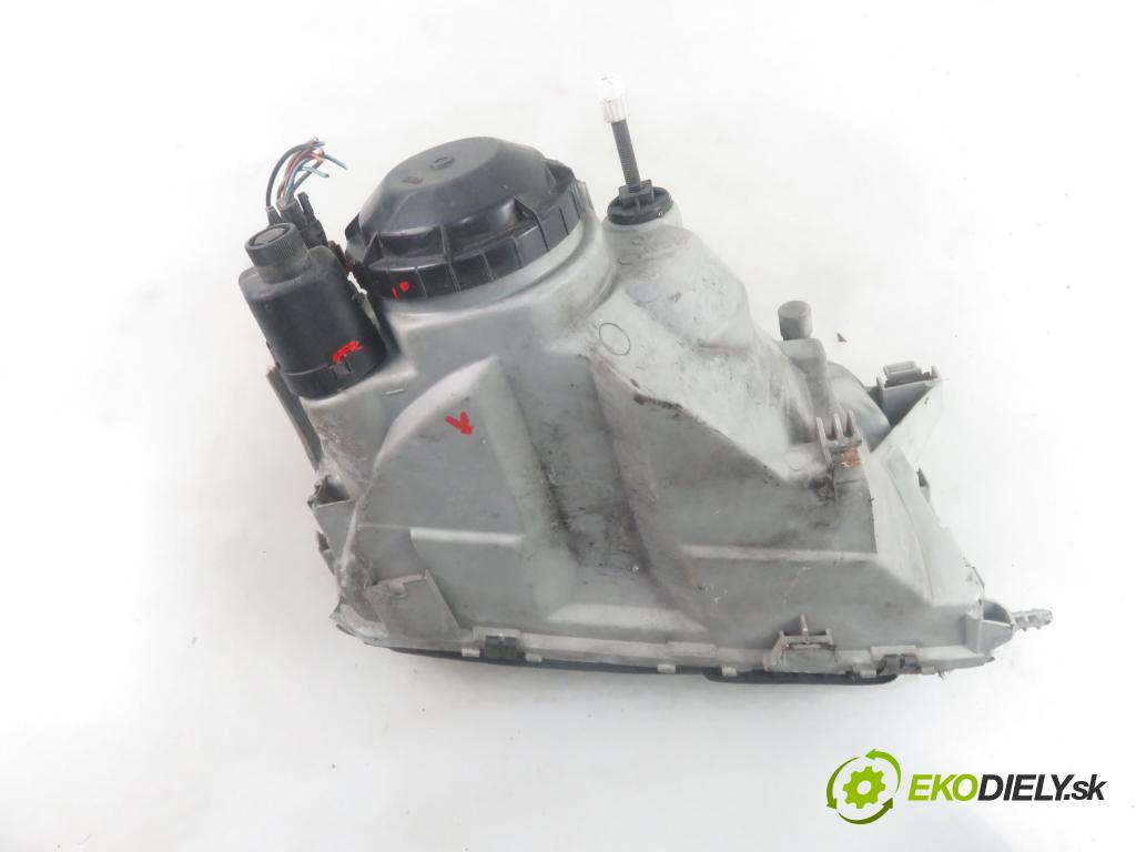 SAAB 9-3 (YS3D) LIFTBACK 2002 92,00 2.2 TiD - D223L 2171,00 Svetlo LP