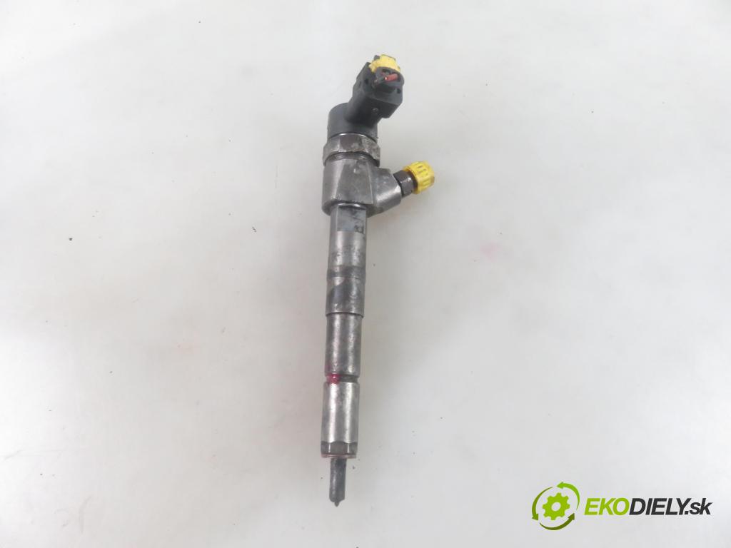 ALFA ROMEO 156 Sportwagon (932_) KOMBI 2005 110,00 1.9 JTD - 937 A5.000 1910,00 vstrekovač 0445110111 (Vstrekovače)