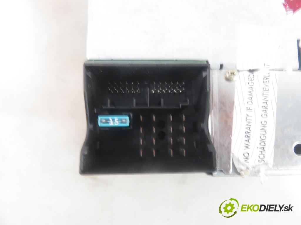OPEL VECTRA C Kombi (Z02) KOMBI 2006 110,00 1.9 CDTI - Z 19 DTH 1910,00 RADIO CD 13188477