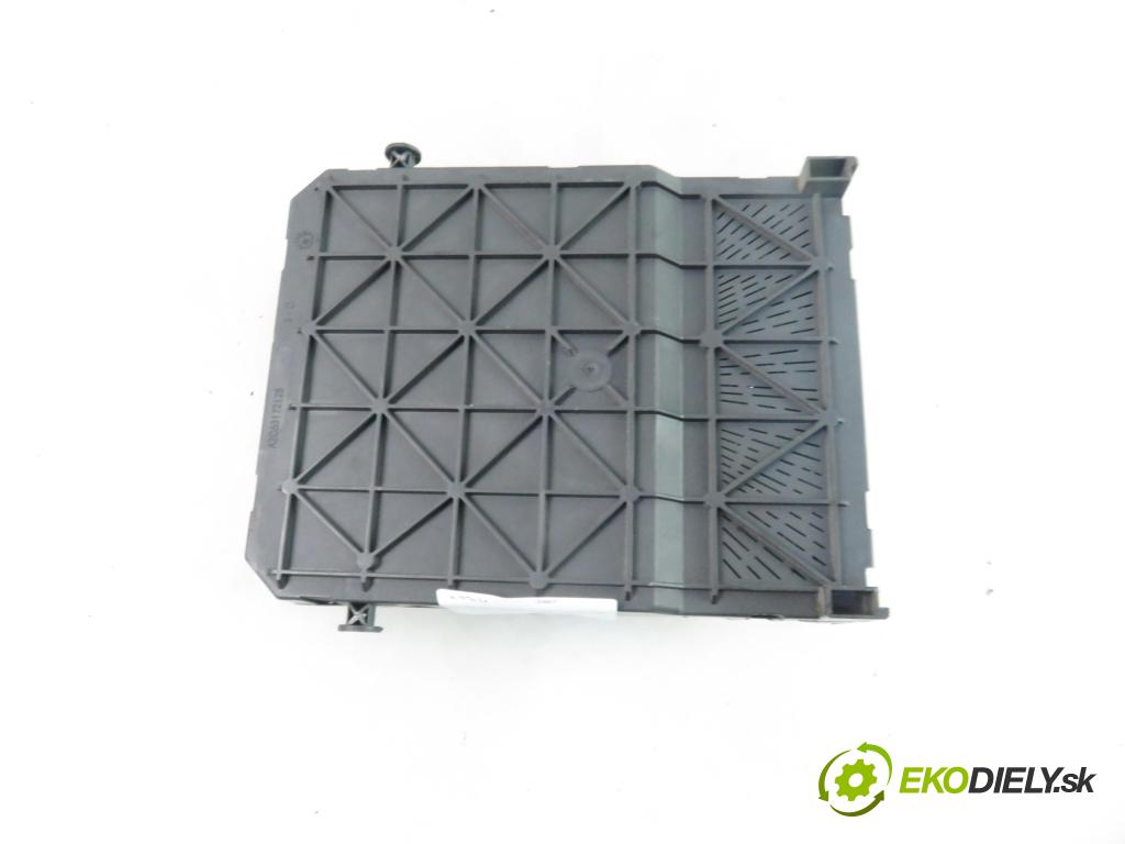 CITROEN XSARA PICASSO (N68) MINIVAN 2007 66,00 1.6 HDi - 9HX (DV6ATED4) 1560,00 MODUL BSI 9657999780 ; S118085220F