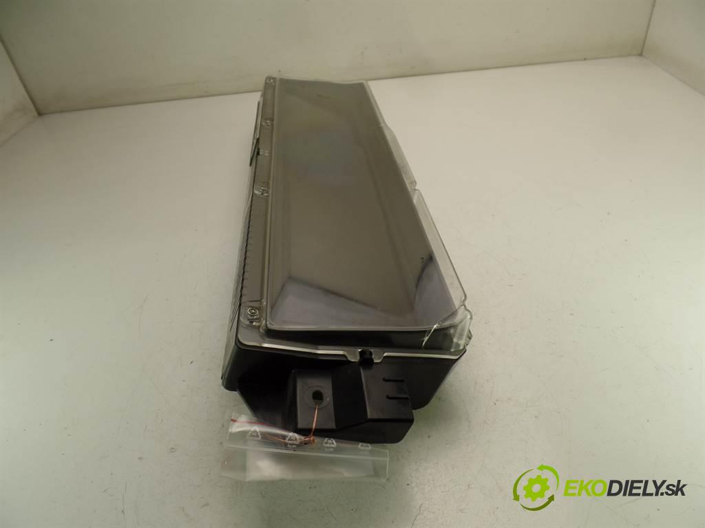 Renault Espace IV LIFT  2006  2.0DCI 173KM 06-10 2000 prístrojovka 8200660940 (Přístrojové desky, displeje)