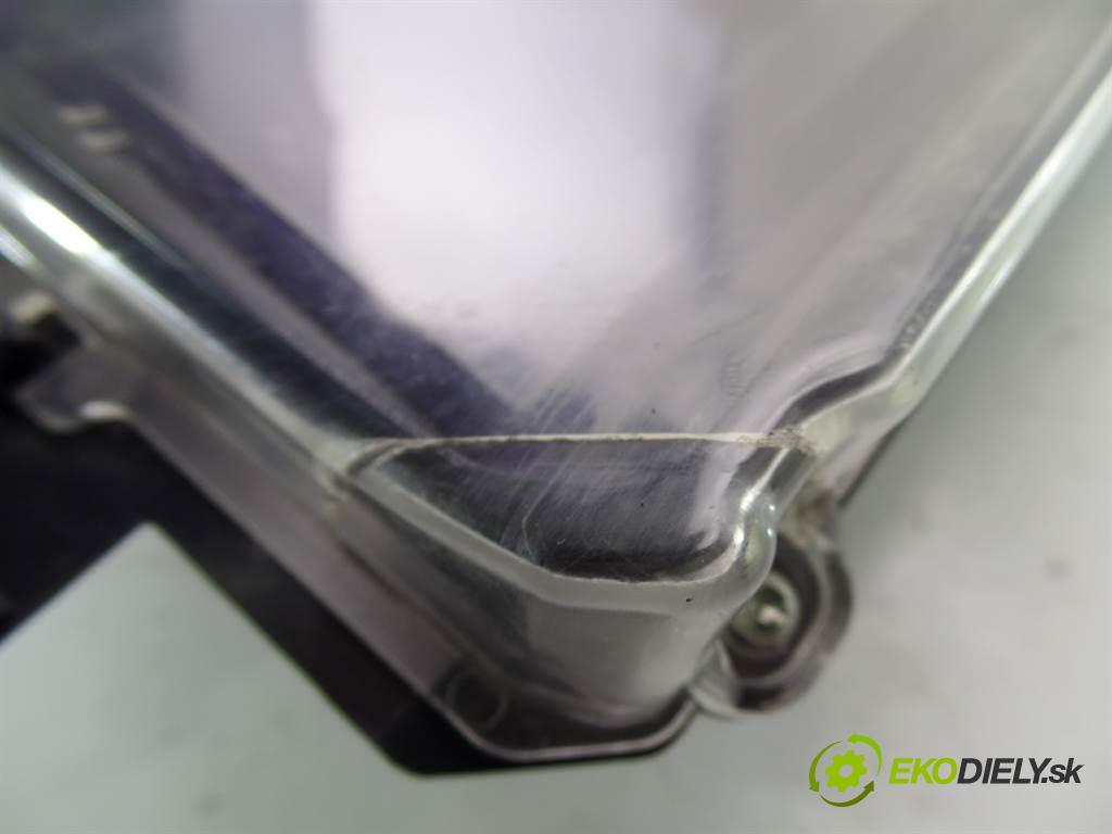 Renault Espace IV LIFT  2006  2.0DCI 173KM 06-10 2000 prístrojovka 8200660940 (Přístrojové desky, displeje)