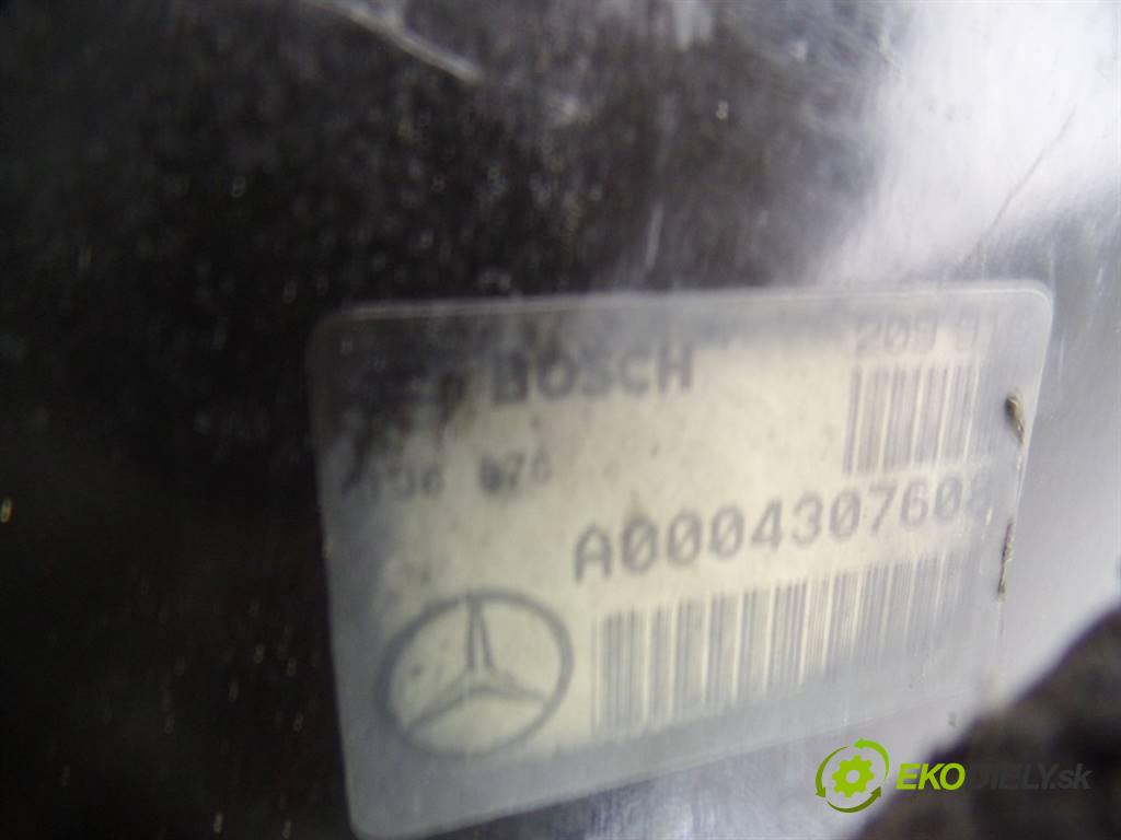 Mercedes-Benz Vito  1999 60kW 2.2CDI 122KM 95-03 2200 Posilovač Pumpa brzdová A0004307608 (Posilňovače bŕzd)