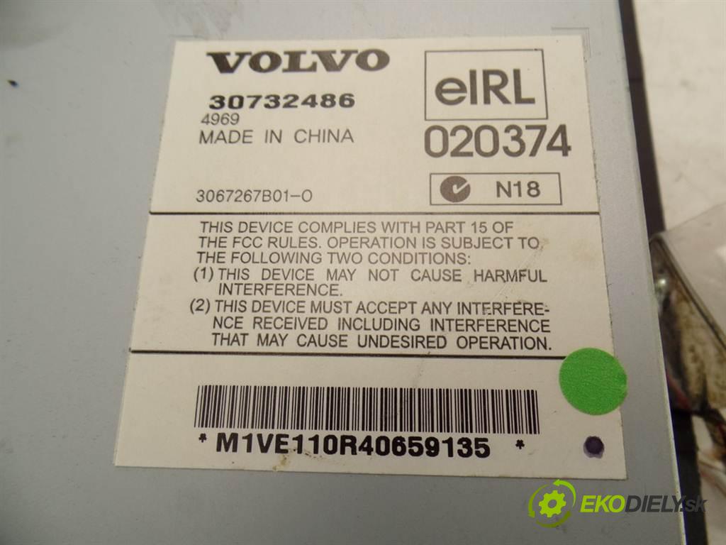 Volvo S40 II    SEDAN 4D 2.0D 136KM 04-07  zesilovač 30732486 (Zesilovače)