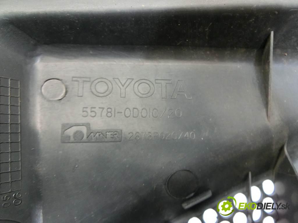 Toyota Yaris I FL  2003  HATCHBACK 3D 1.0B 65KM 03-05 1000 torpédo plast pod čelní okno  (Torpéda)