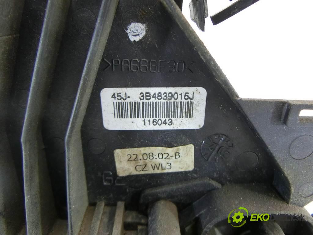 Skoda Fabia  2002  KOMBI 5D 1.4B 68KM 99-07 1400 zámok zad ľavy