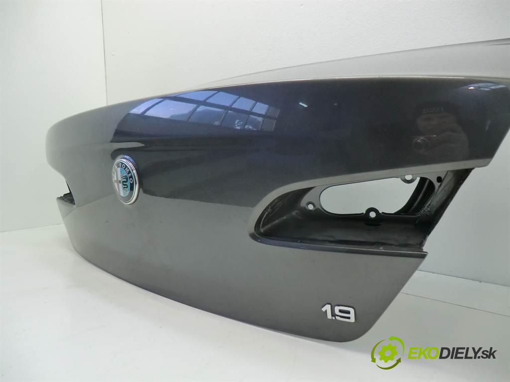 Alfa Romeo 159  2008  SEDAN 4D 1.9JTDM 150KM 04-11 1900 zadní část kapota  (Zadní kapoty)